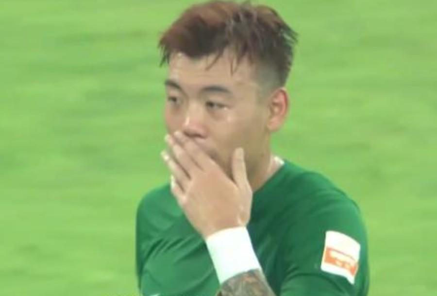 里程碑，张佳祺完成中超联赛第100次出场，贡献3球4助